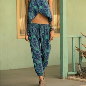Anna Sui x O’Neill Flowy pants